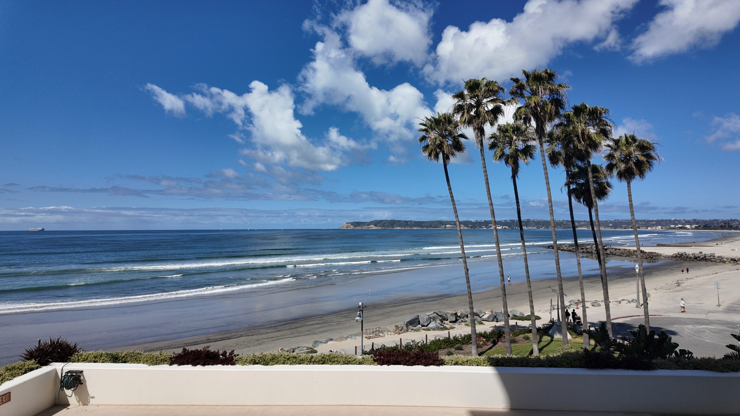 Oceanfront Three Bedroom Coronado, CA Vacation Rental