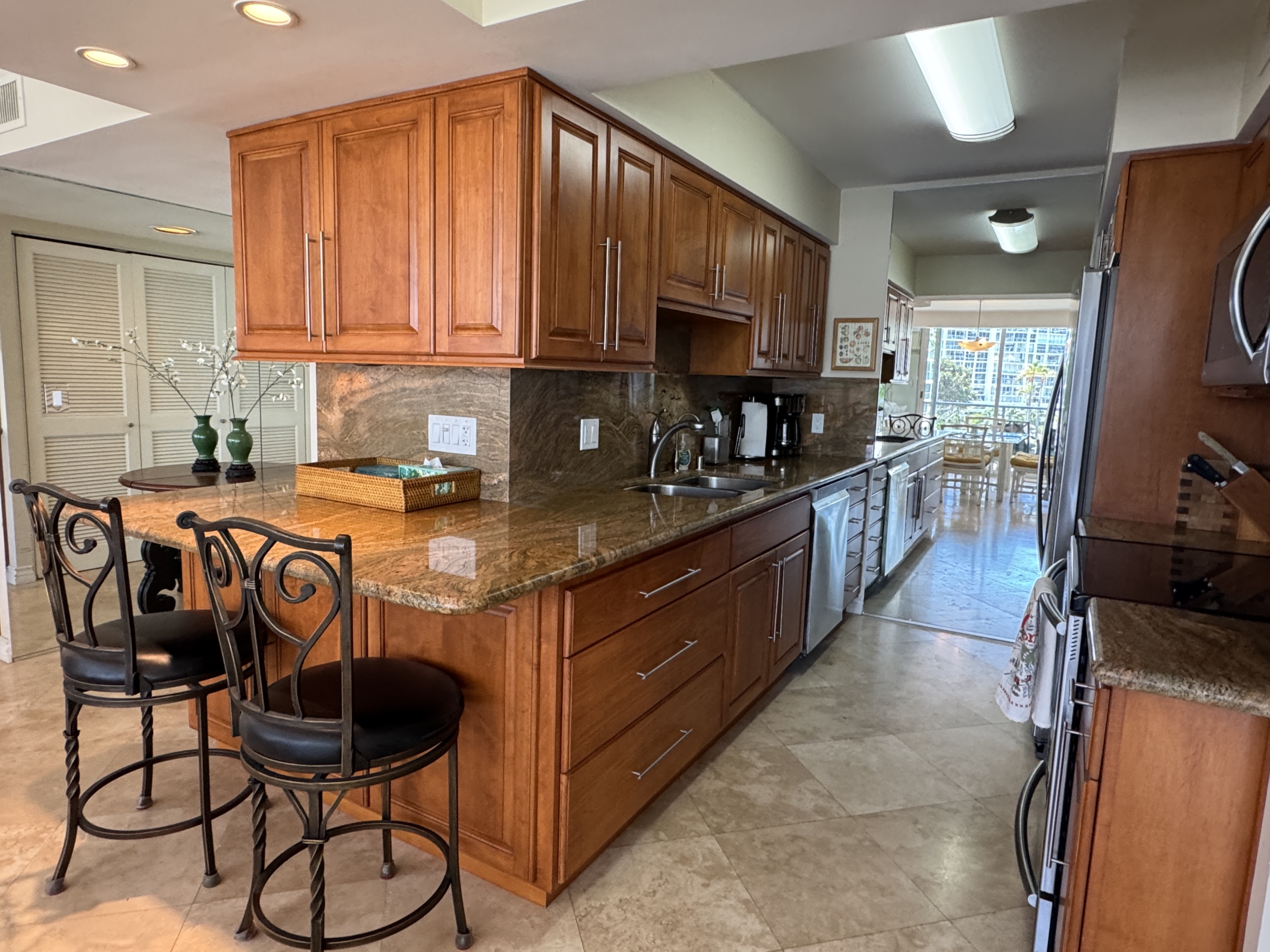 (#32027) Ocean & Bay View Condo – Two Bedroom