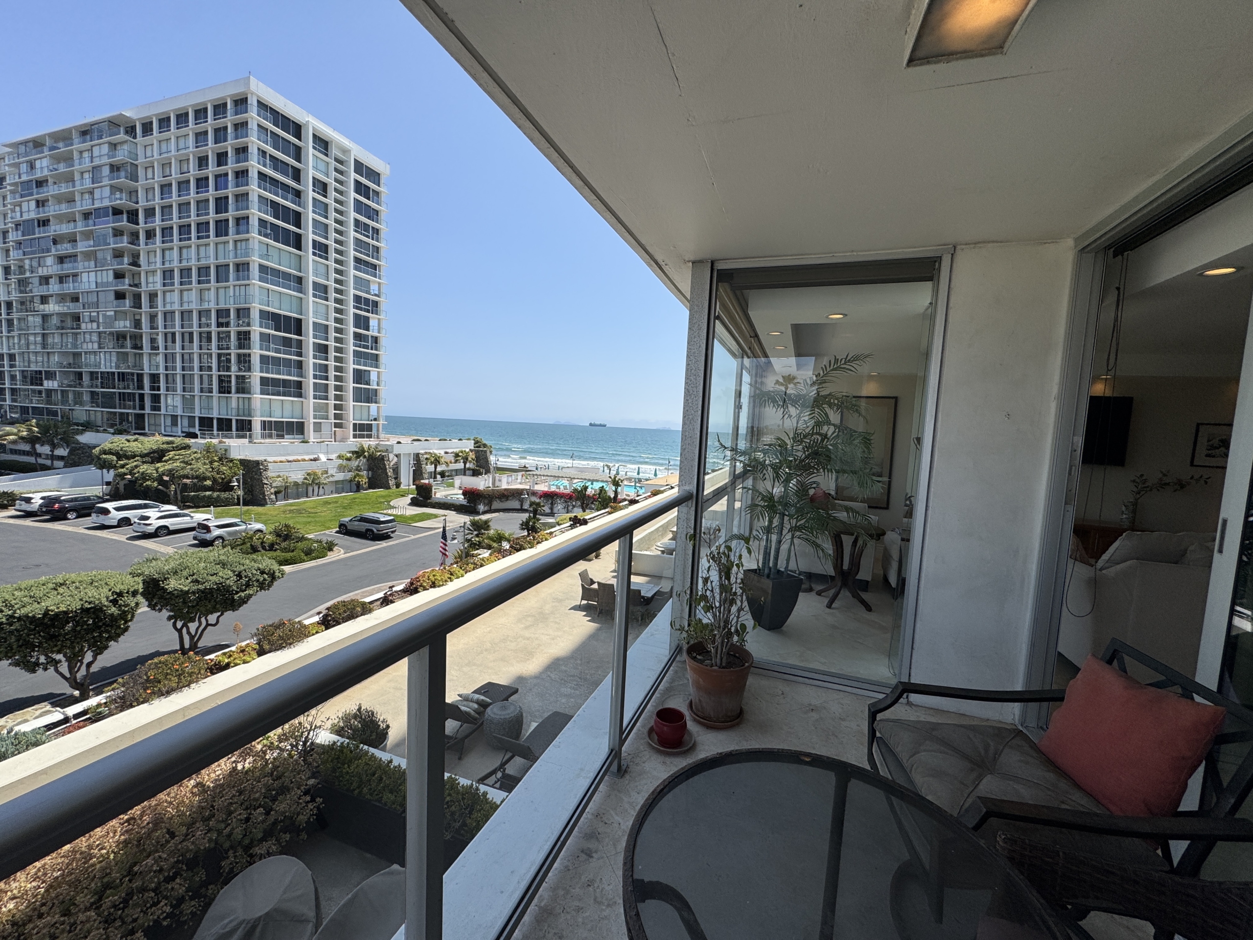 (#32027) Ocean & Bay View Condo – Two Bedroom