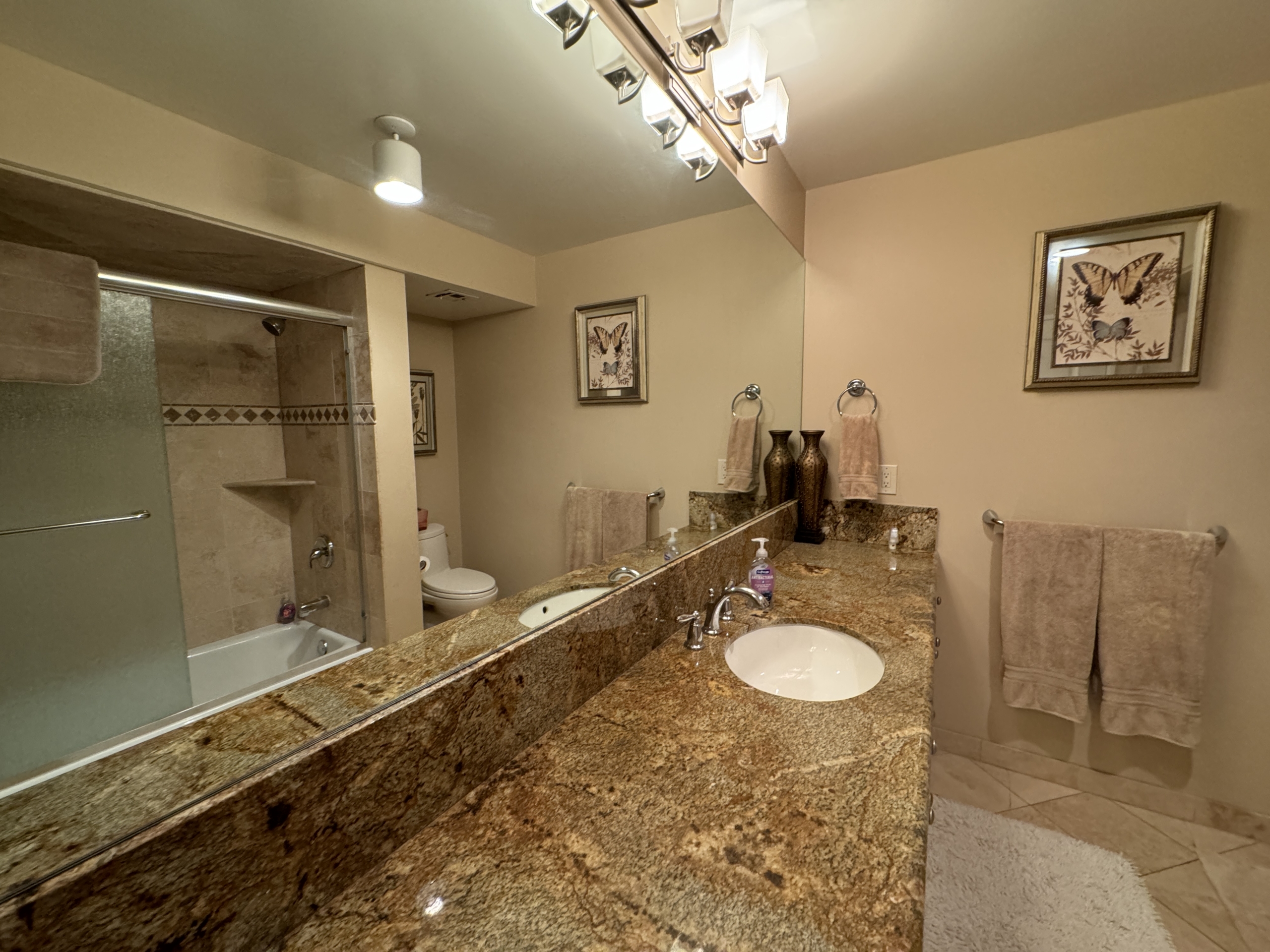 (#87057) Large Oceanfront One Bedroom