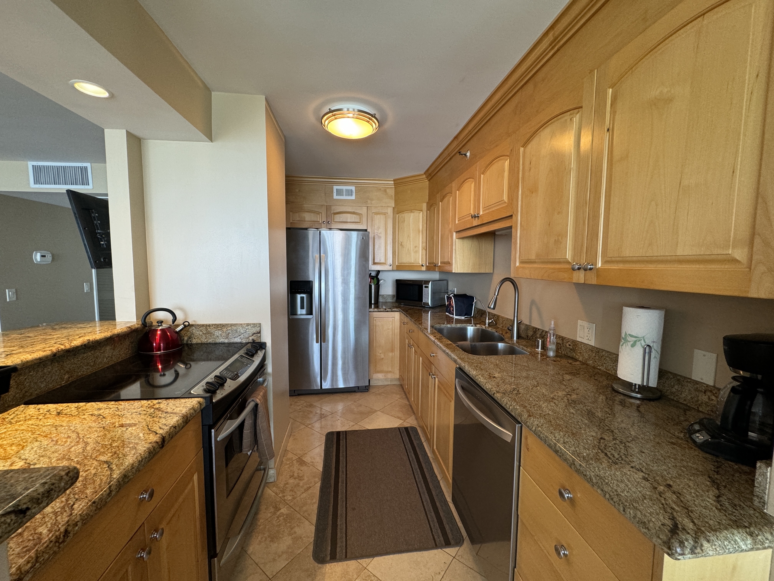 (#87057) Large Oceanfront One Bedroom