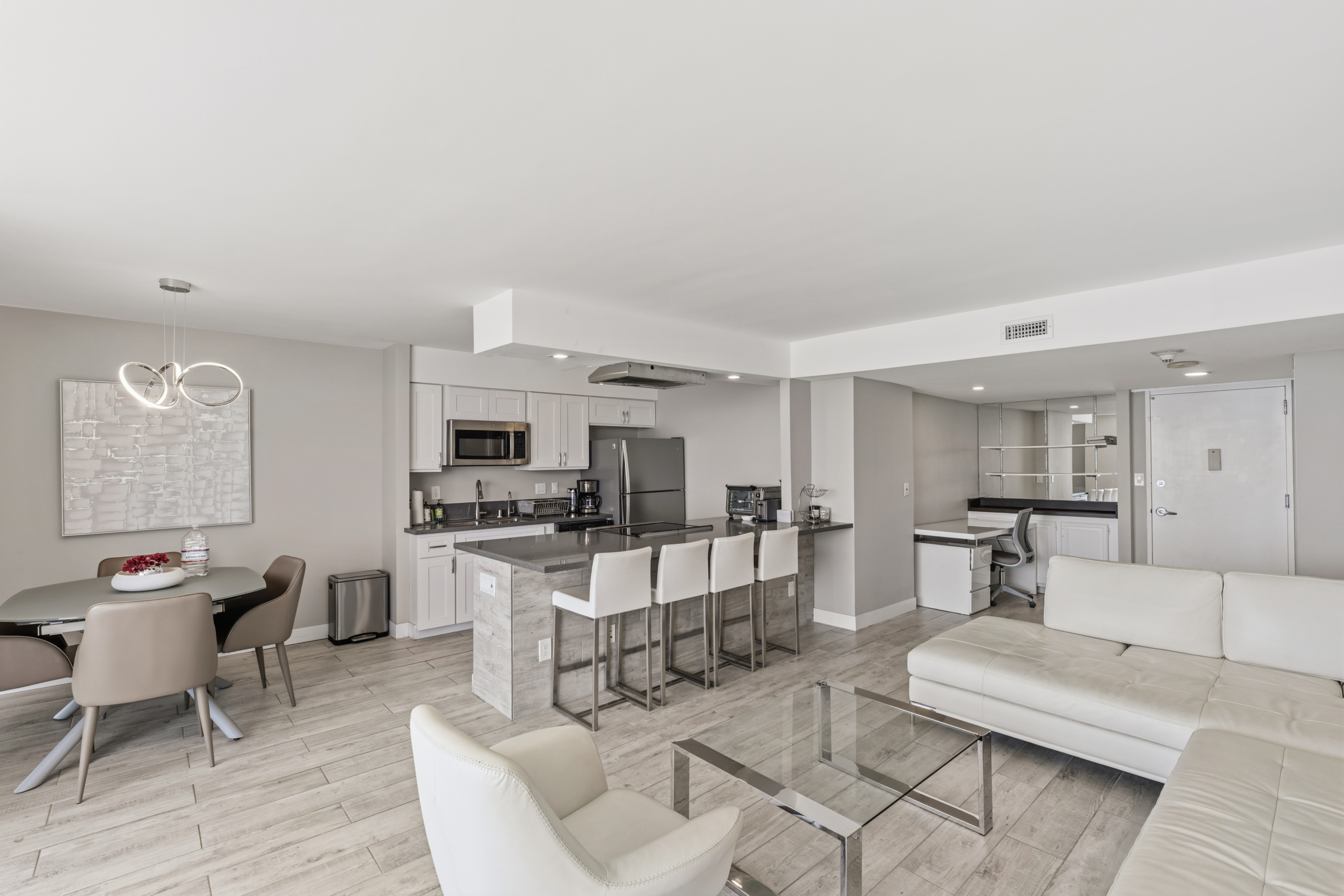 (#312088) Beautiful One Bedroom Oceanfront