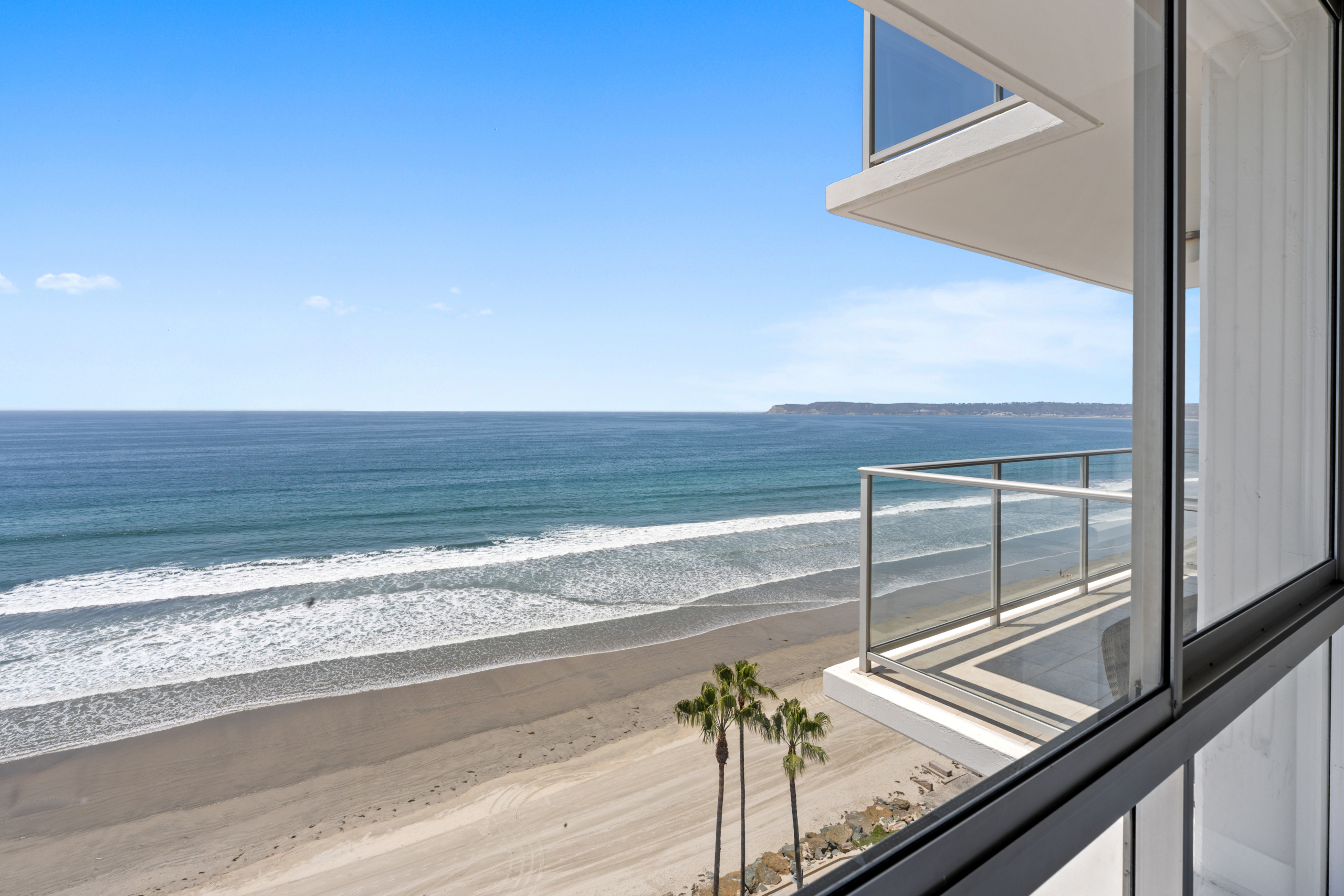 (#312088) Beautiful One Bedroom Oceanfront