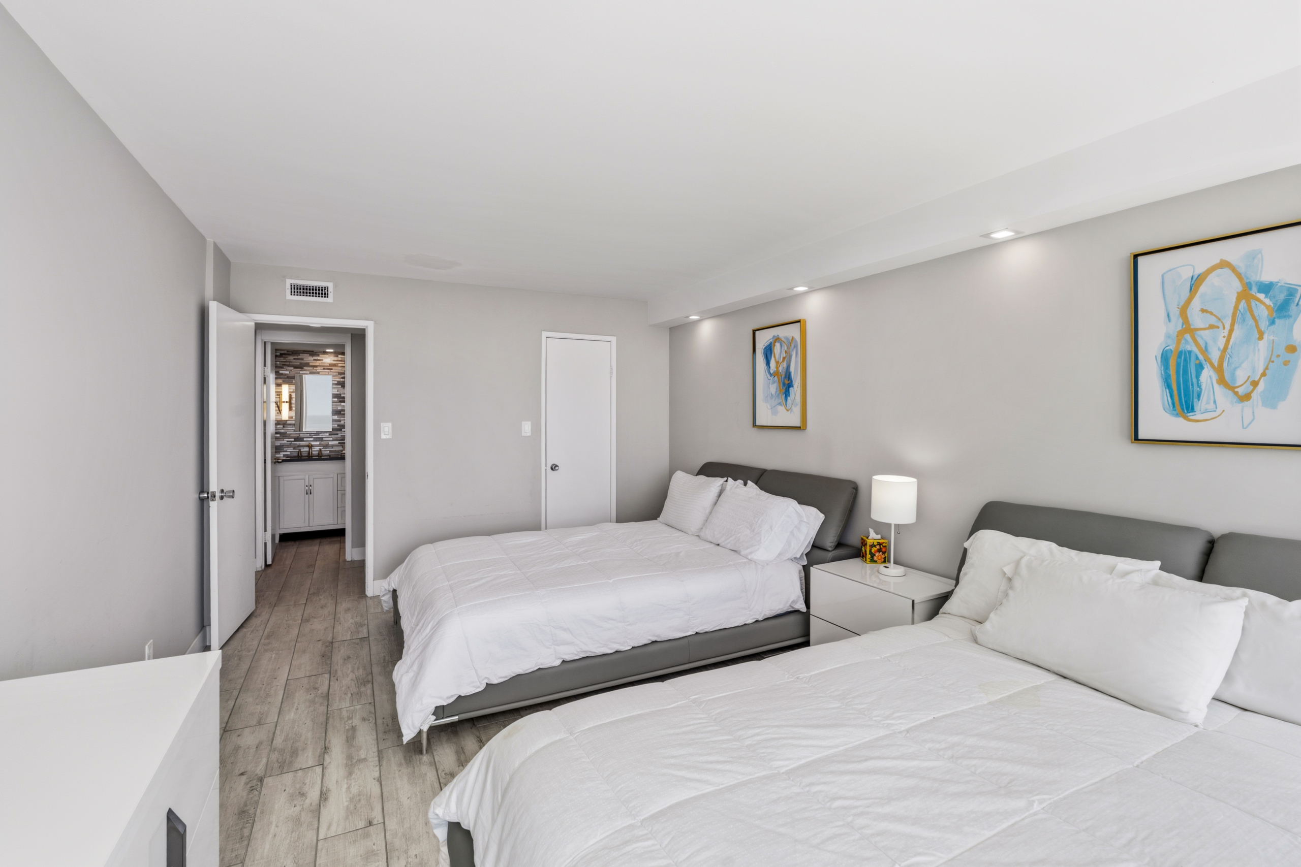 (#312088) Beautiful One Bedroom Oceanfront