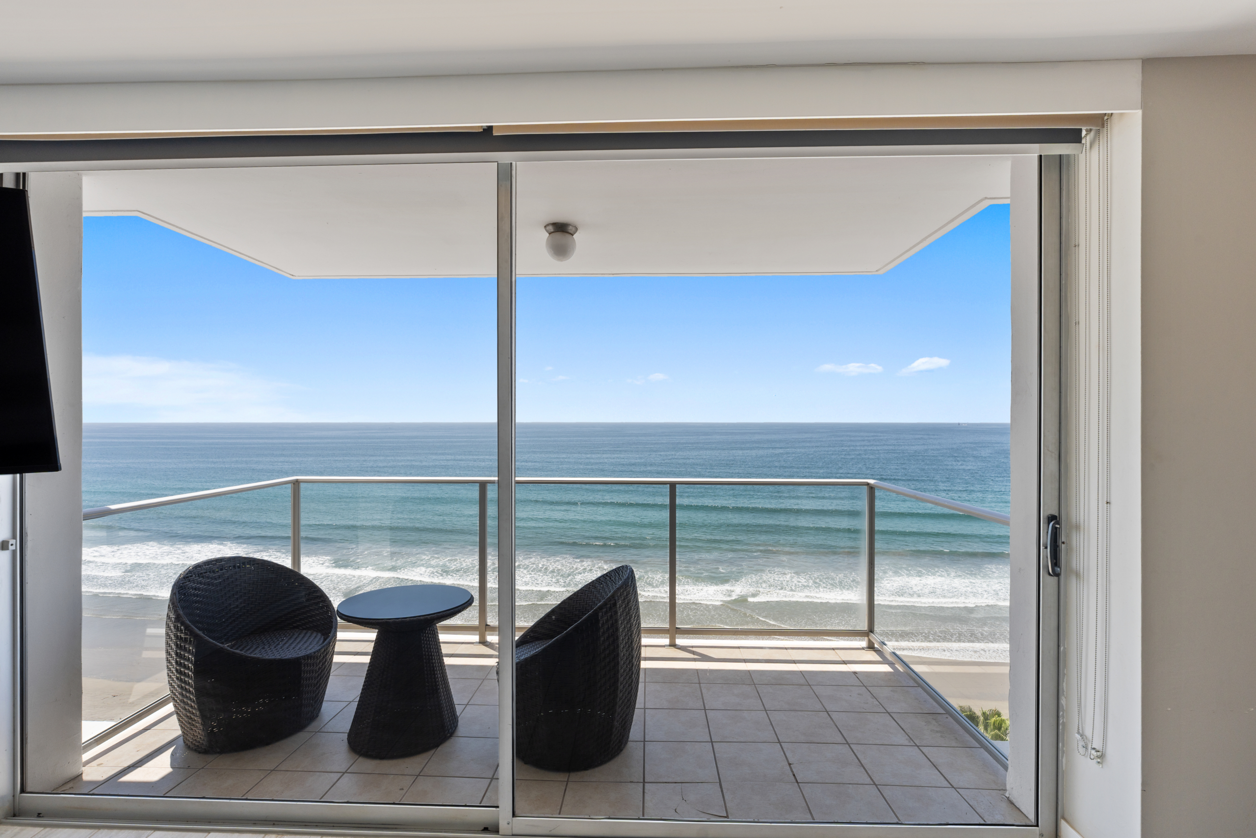 (#312088) Beautiful One Bedroom Oceanfront
