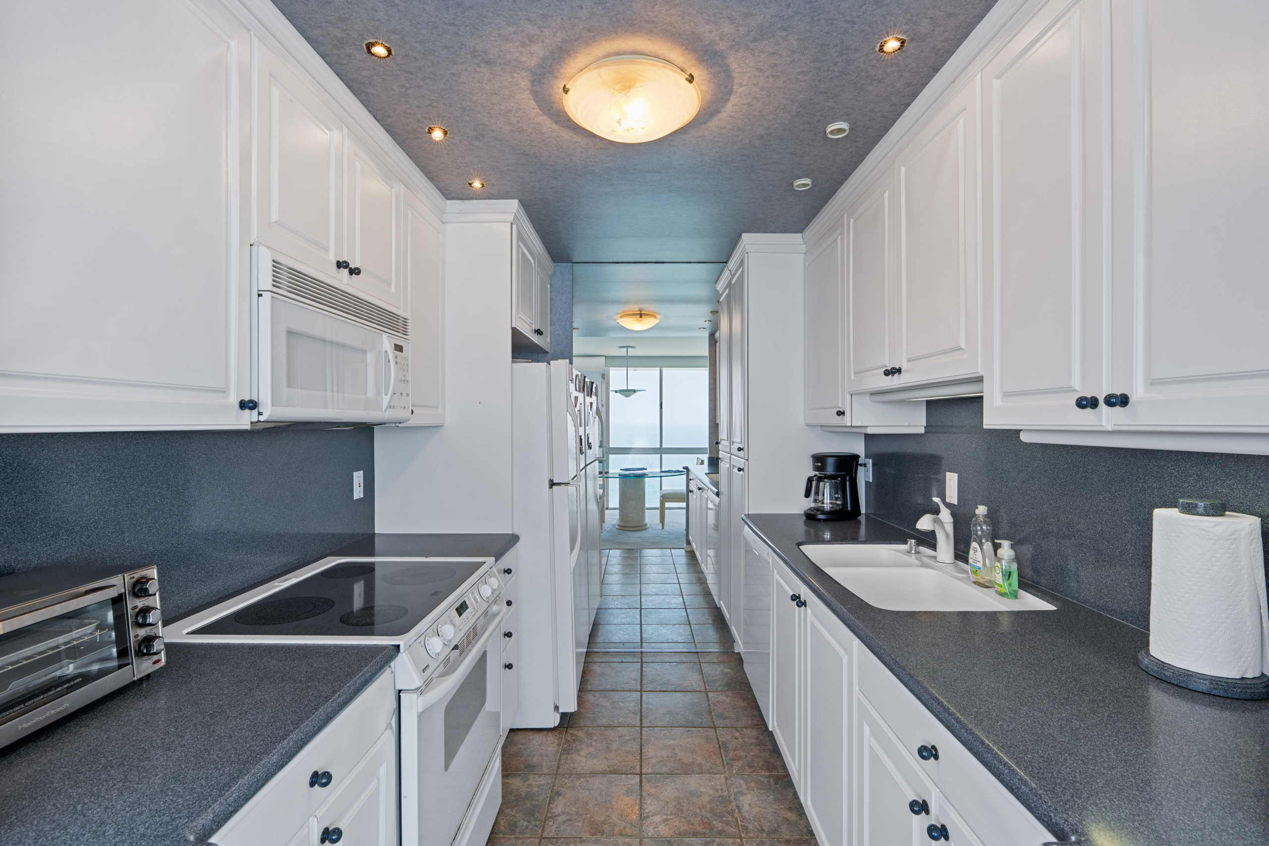 (#318078) One Bedroom Oceanfront Penthouse